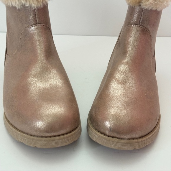 Cat & Jack Girls Shearling Style Boots Faux Fur Round Toe Size 5 - Picture 5 of 10